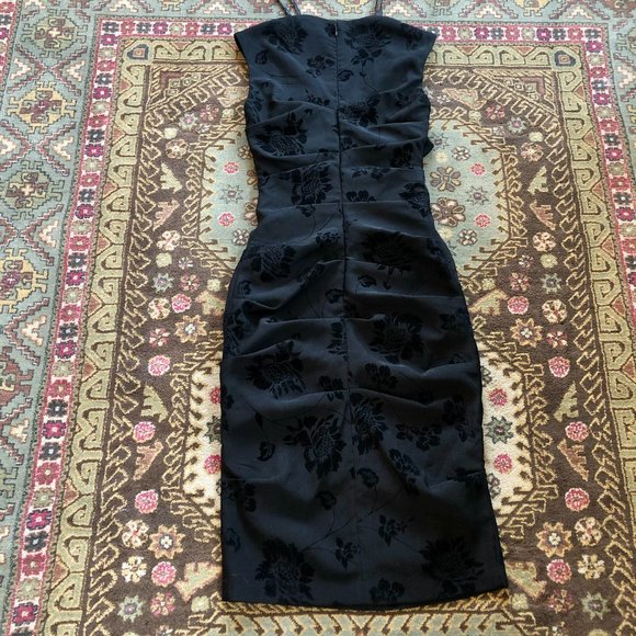 *NWT*Black Sheath Dress with Floral Velvet Detailing - Made in Canada - Size XXS - Picture 8 of 14
